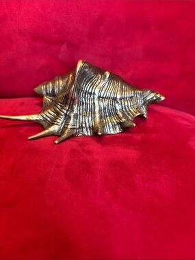 Metallic Decorative Sea Shell Accent